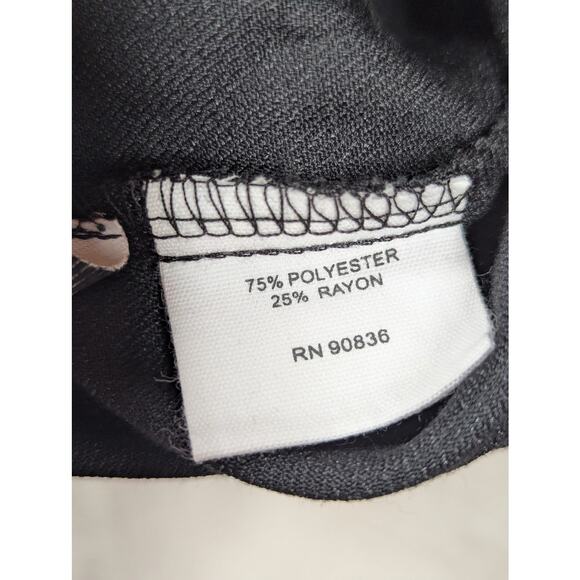 Star Wars Galaxy's Edge Disneyland Cast Member Short Sleeve Button Women MEDIUM - Picture 5 of 8